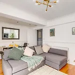Luxury 1 Bed Apartment In East London