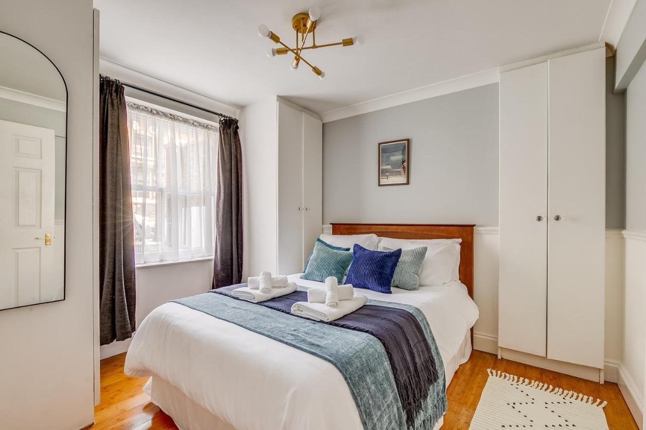 Luxury 1 Bed In East Apartment *